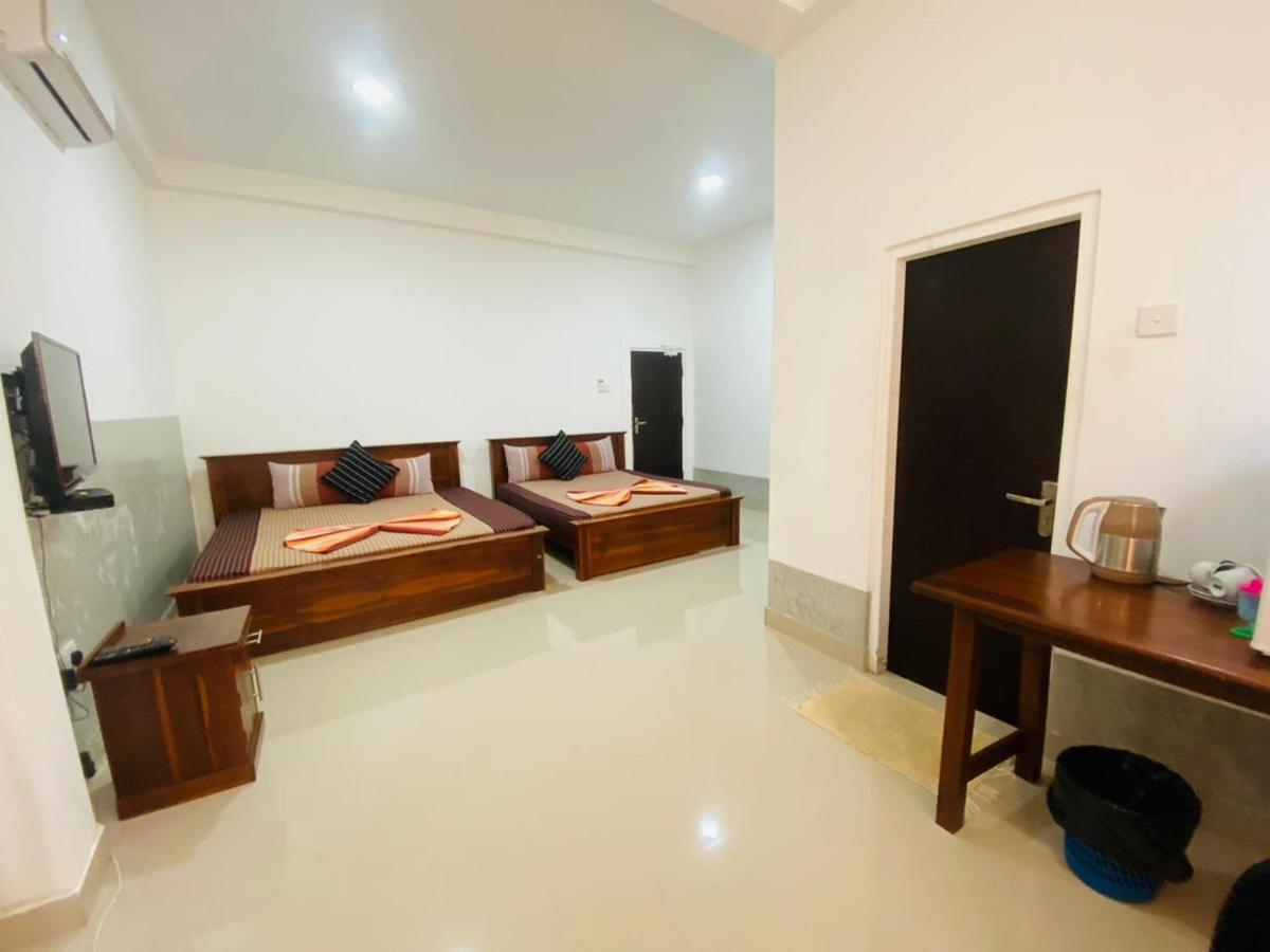 Optimum Residencies Bed & Breakfast Negombo Luaran gambar